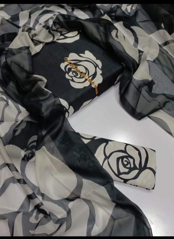 2026 Swiss Digital Floral 3-Piece Lawn Suit with Silk Dupatta"